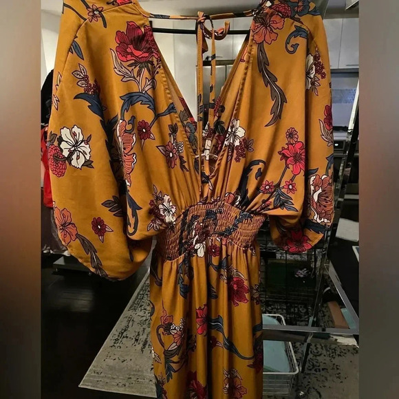 SHE + SKY  MULTI COLOR FALL FLORAL SMOCKED WAIST MAXI DRESS WIDE SLEEVES SIZE M - Picture 15 of 15
